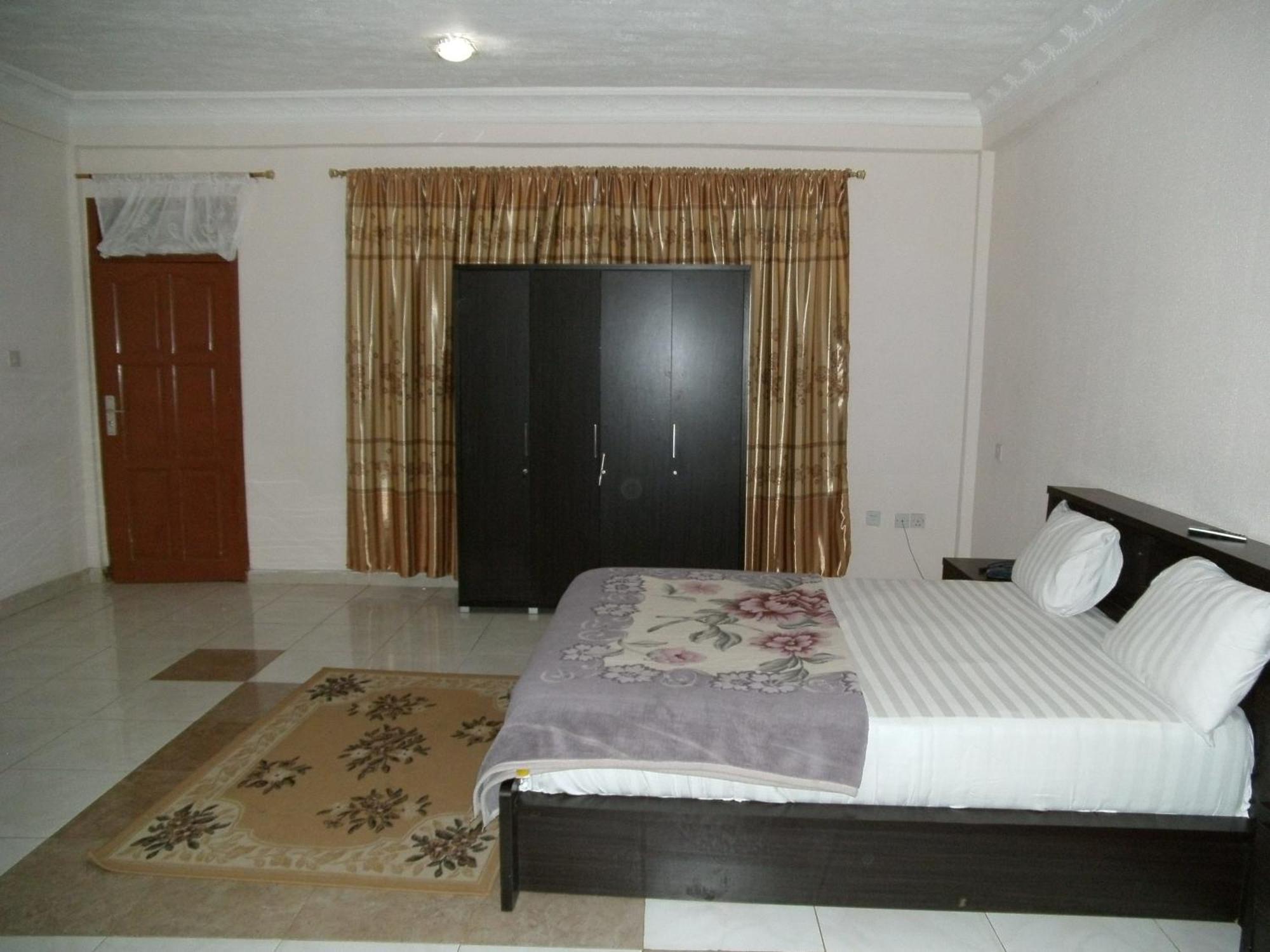Pemicsa Hotel Accra Spintex 客房 照片