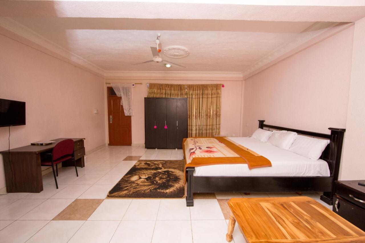 Pemicsa Hotel Accra Spintex 外观 照片